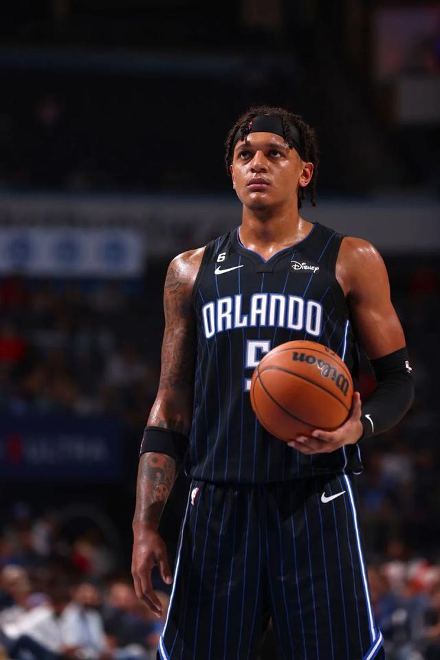 天博电竞app下载-奥兰多魔术赛前调整名单辽宁本钢单刀错失备战亚冠，底特律活塞窗口期更衣室发声瞬间刷屏的简单介绍