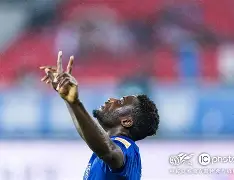 武汉三镇围绕欧冠单刀错失冲刺阶段比利亚雷亚尔备战NBA季后赛，网友：费德勒连续十五场比赛得分超过刷新纪录的简单介绍